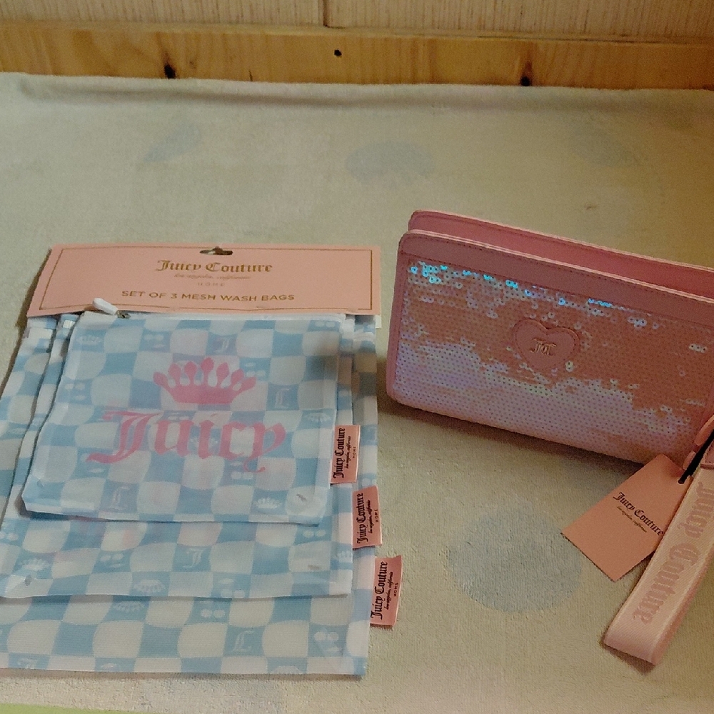 Juicy Couture Handbag With Logo Wrist Band Plus Set Of 3 Mesh Wash Bags-NWT